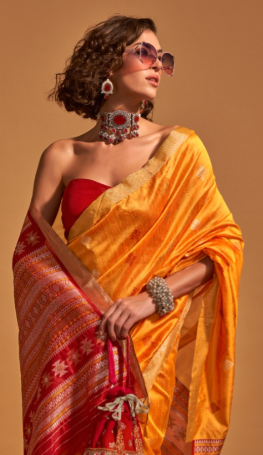 Women Mustard Yellow and Rani Pink geometric contrast pallu Saree