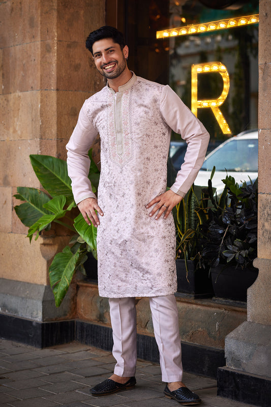 Elegant Traditional Kurta - Crafted Just for You. Minimum Delivery: 20 Days