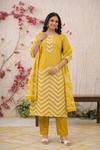 Women Mustard Yellow Chevron Printed Kurti Dupatta Set