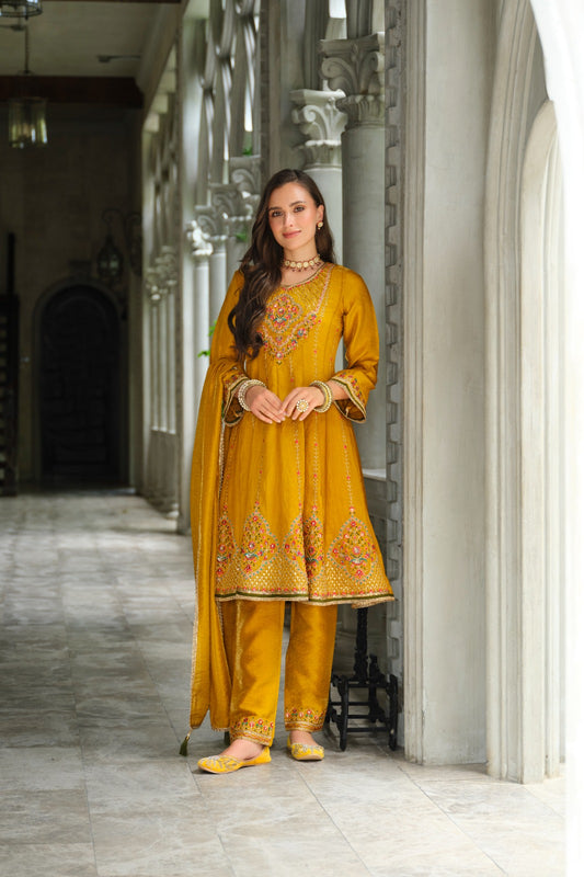 Elegant Anarkali-style Suit Set